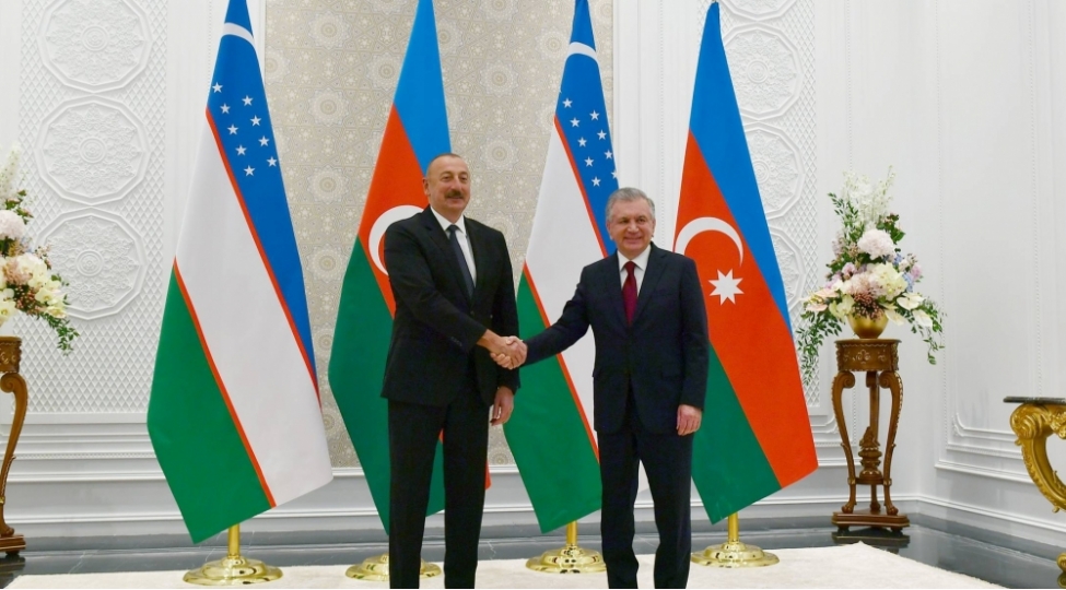 ozbekistan-prezidenti-ilham-eliyevi-tebrik-edib-3