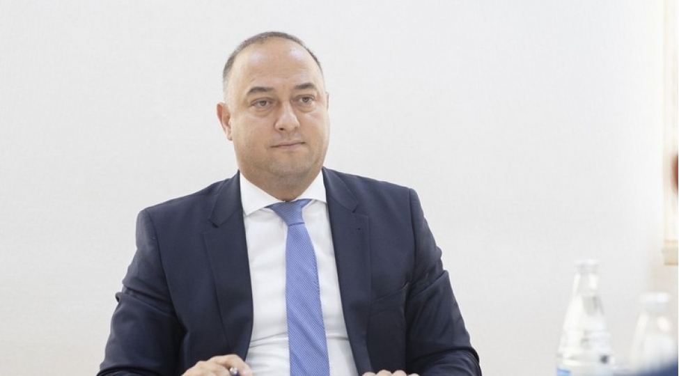 nazirlik-resmisi-fermerlere-gosterilen-xidmetlerin-modernleshdirilmesine-xususi-diqqet-yetirilir