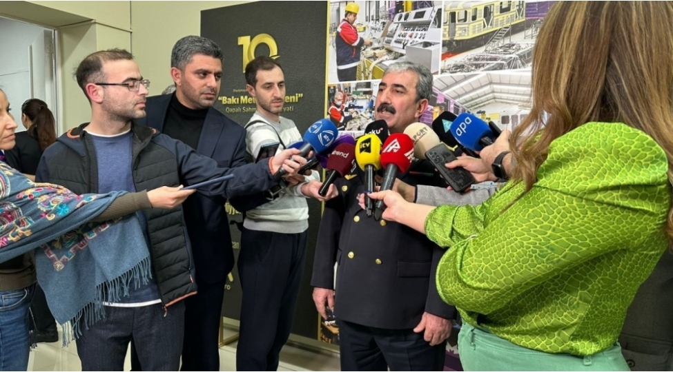 yeni-vaqonlar-rusiyadan-getirilecek-hidayet-memmedov