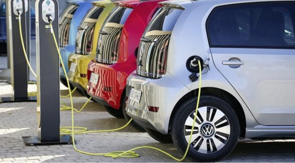 agentlik-azerbaycanda-elektromobillerin-istifadesi-uzre-sichrayish-bash-verecek