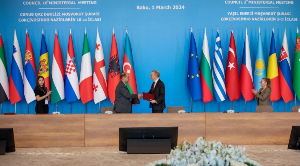 azerbaycan-windeurope-ile-kulek-enerjisi-uzre-anlashma-memorandumu-imzalayib