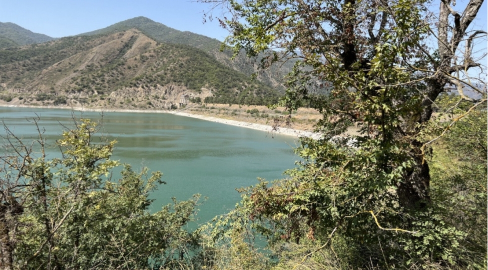 azad-olunan-erazilerde-bezi-su-anbarlarinda-tikinti-ishleri-basha-chatib
