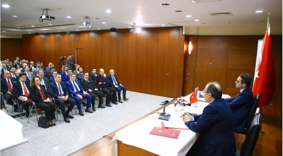 turkiyenin-xin-bashchisinin-muavini-bakida-turkiyeli-investorlarla-qarshiliqli-sermayeleri-muzakire-edib