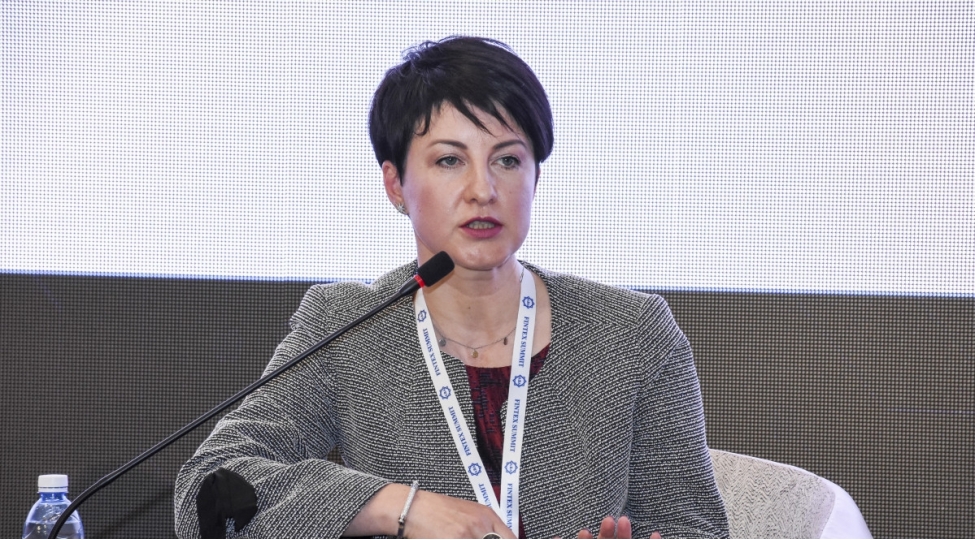 kristina-dorosh-visa-uchun-azerbaycan-strateji-ehemiyyet-kesb-edir