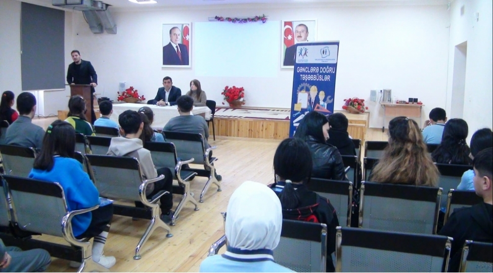 genclere-dogru-teshebbusler-adli-layihe-basha-chatib-foto