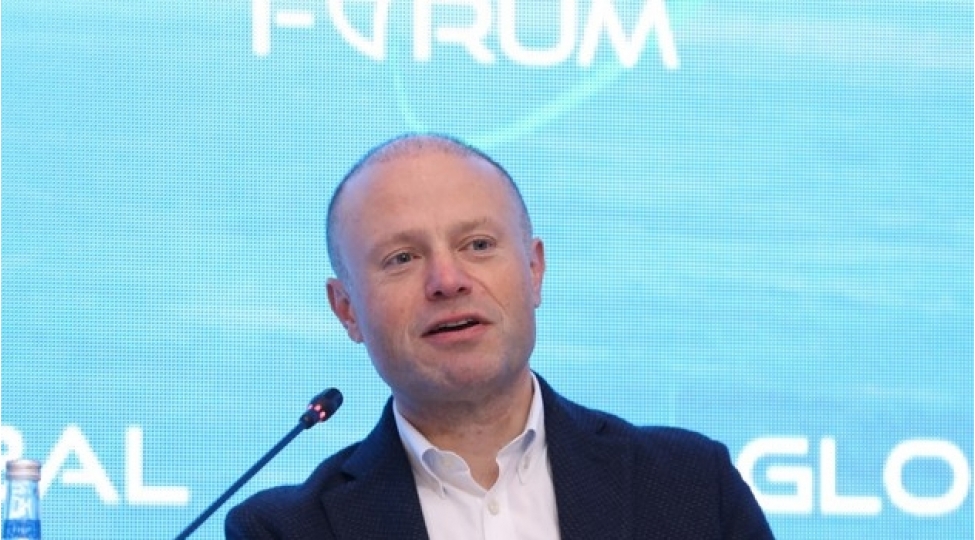 maltanin-kechmish-bash-naziri-bize-chinin-tesiri-ai-den-daha-choxdur