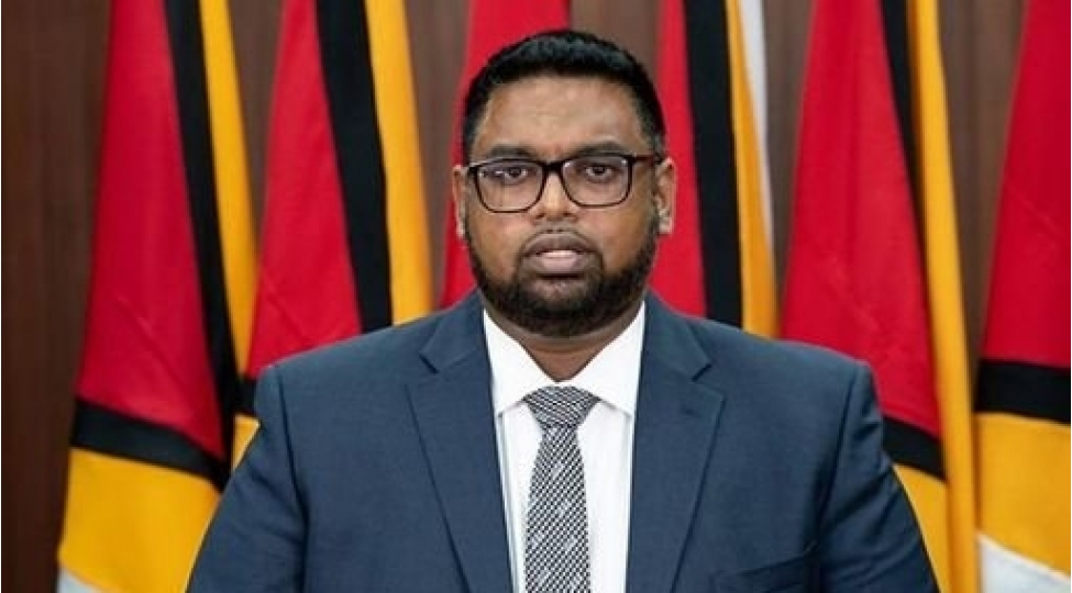 qayana-prezidenti-inkishaf-etmish-olkelerin-iqlim-deyishikliyi-ile-bagli-ikiuzluluyunu-tenqid-etdi