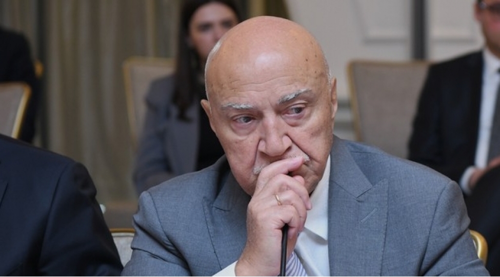 azerbaycan-ruminiyali-investorlari-elet-azad-iqtisadi-zonasina-devet-edib