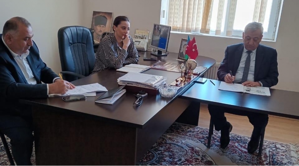 sebine-xasayeva-korgoz-qesebesinde-vetendashlari-qebul-edib