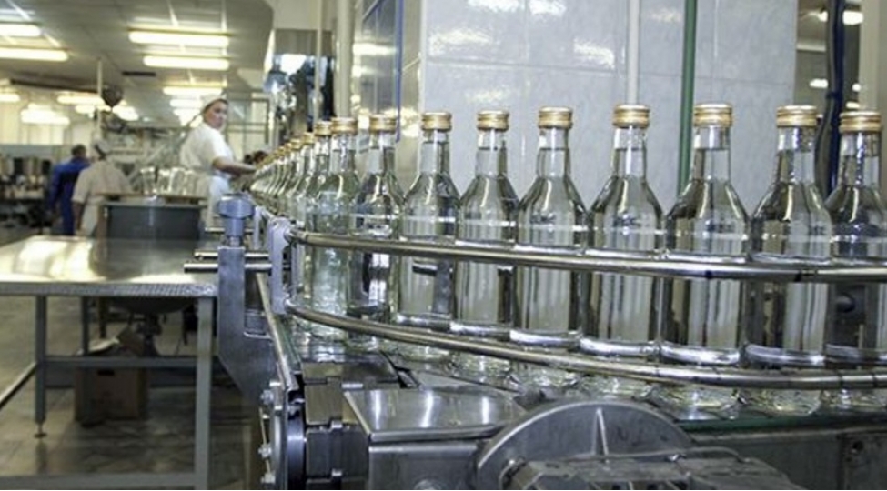 azerbaycanda-alkoqollu-ichkilerin-istehsali-ve-idxalina-dovlet-nezareti-guclendirilecek