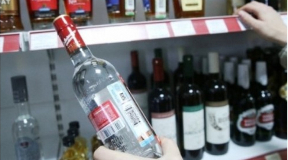 dovlet-vergi-xidmetinin-reis-muavini-istehsalda-mensheyi-belli-olmayan-xammal-spirtden-istifade-hallari-var