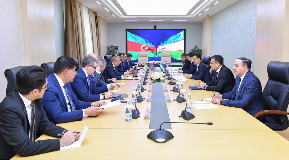 azerbaycan-ozbekistanla-investisiya-sahesinde-emekdashligi-genishlendirir
