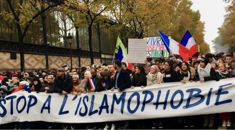 Fransada islamofobiya dövlət siyasətinə çevrilib -ŞƏRH 