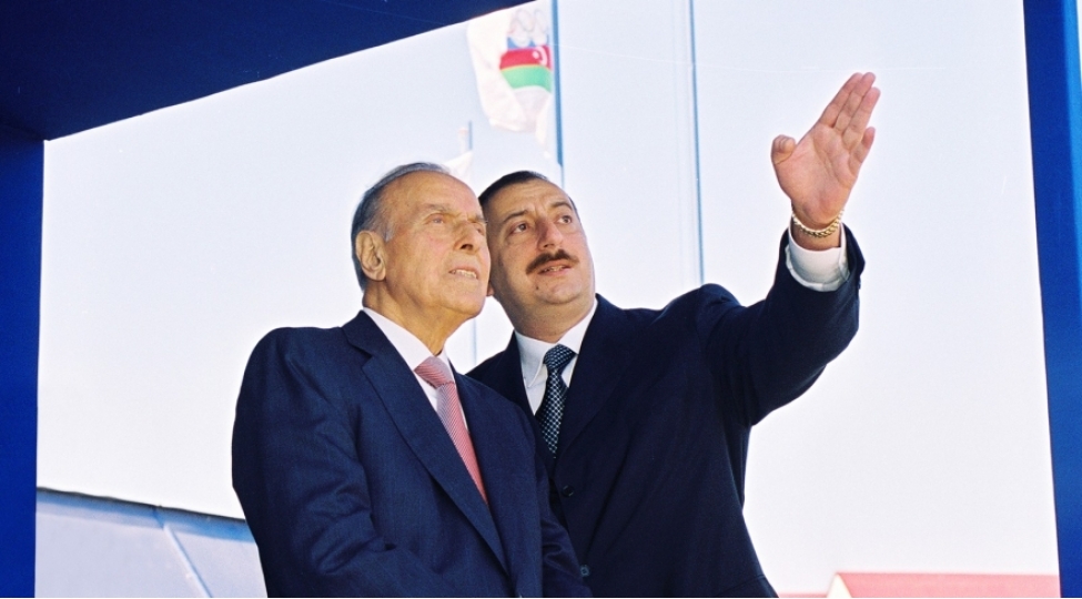 musteqil-ve-butov-azerbaycan-heyder-eliyev-siyasi-irsinin-tentenesidir