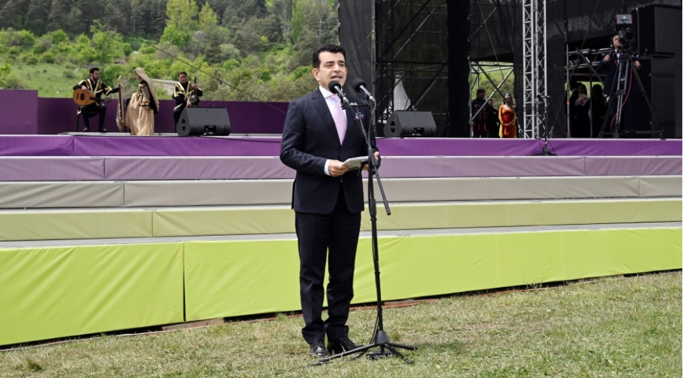 salim-bin-mehemmed-el-malik-heyder-eliyev-fondu-qisa-vaxt-erzinde-elde-etdiyi-nailiyyetlere-gore-tebrikelayiqdir