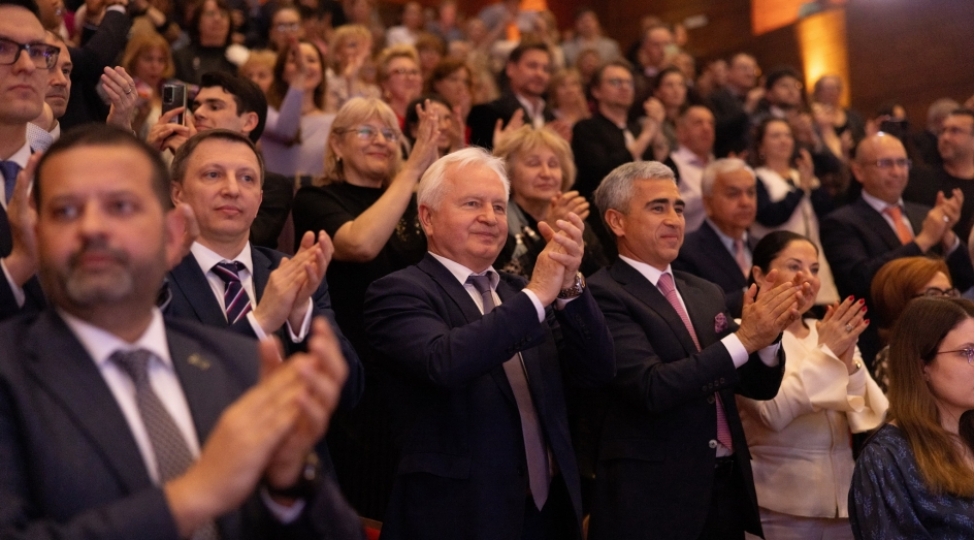 moskvada-azerbaycan-ve-rusiya-dostlugun-terennumu-adli-konsert-olub-foto