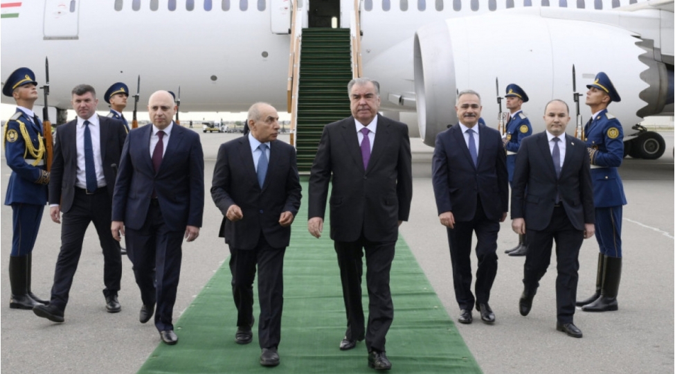 tacikistan-prezidenti-emomeli-rehmon-azerbaycana-dovlet-seferine-gelib