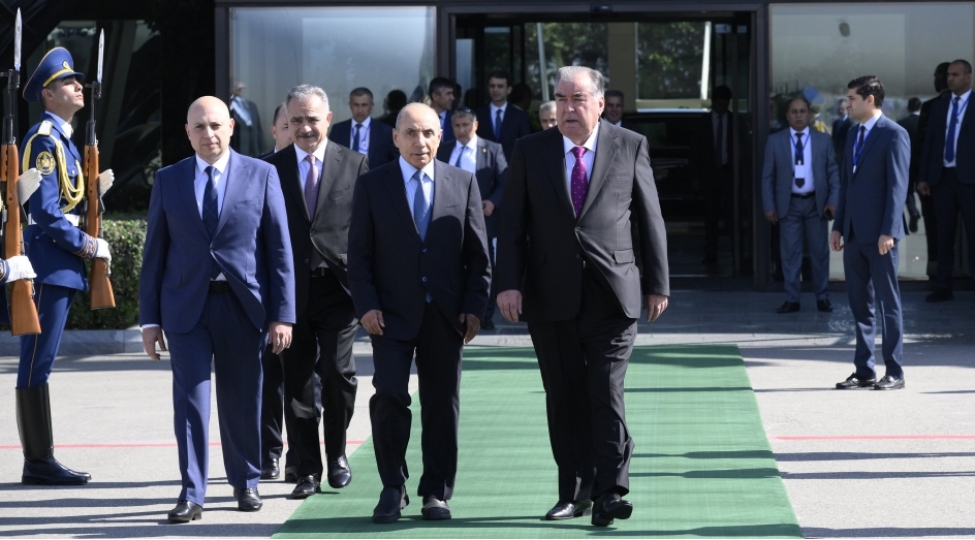 tacikistan-prezidenti-emomeli-rehmonun-azerbaycana-dovlet-seferi-basha-chatib