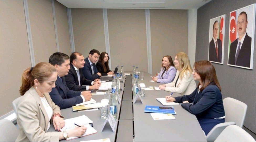 bmtip-nin-regional-direktoru-azerbaycanda-resmi-shexslerle-gorushub