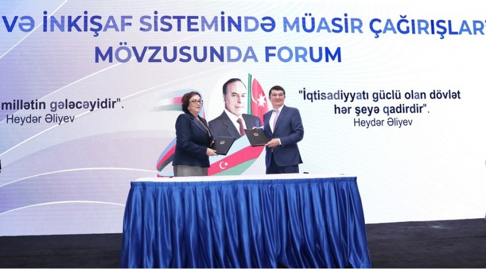 dovlet-imtahan-merkezi-iqtisadiyyat-nazirliyi-ile-anlashma-memorandumu-imzalayib
