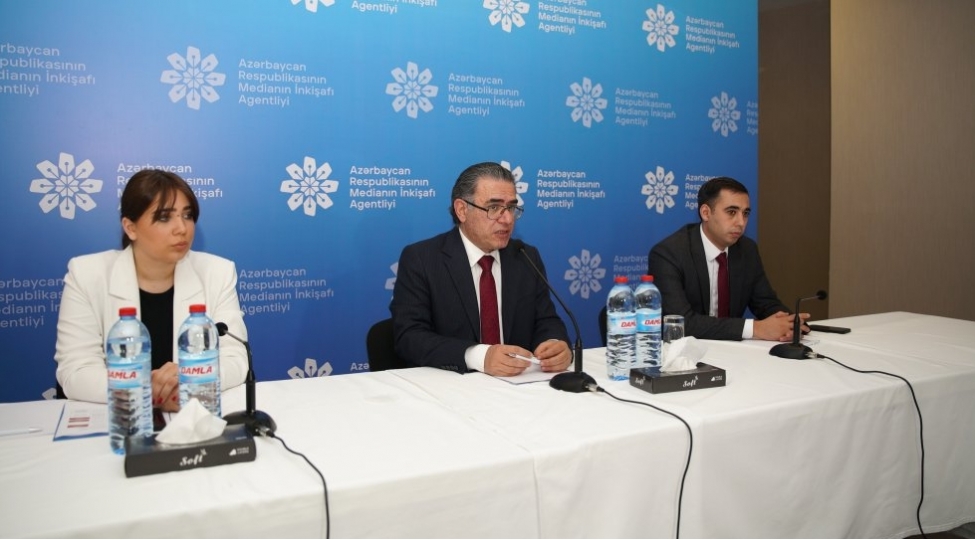 region-mediasi-numayendelerinin-ishtiraki-ile-konfrans-kechirilib