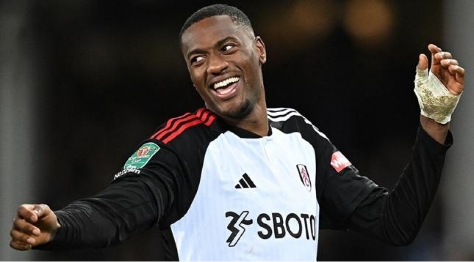 tosin-adarabioyo-chelside