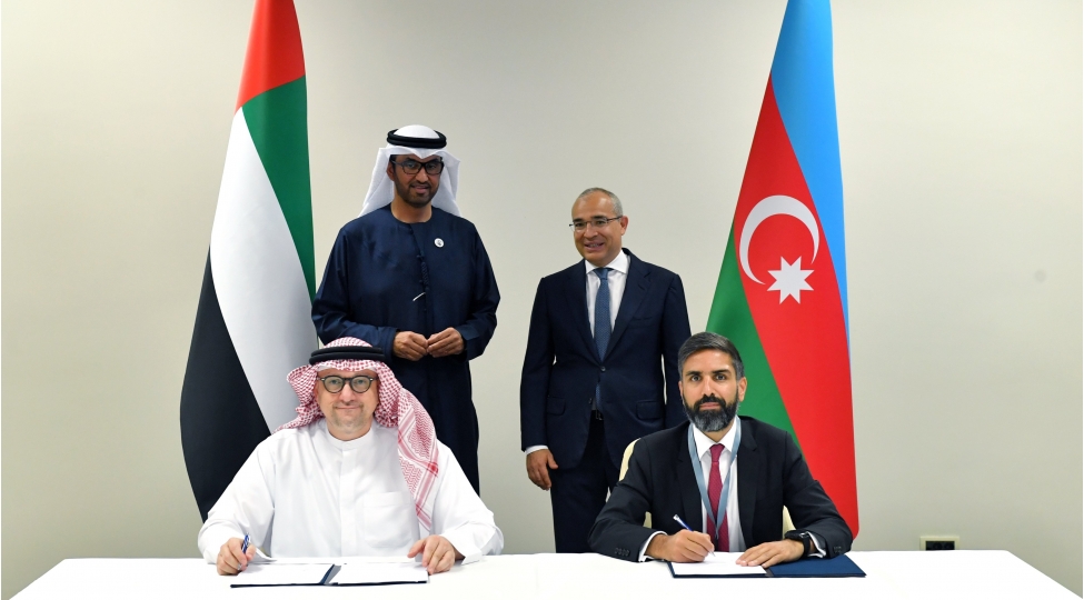 socar-ve-masdar-arasinda-uch-berpa-olunan-enerji-layihesi-uzre-sehmdarlar-sazishleri-imzalanib-fotoyenilenib