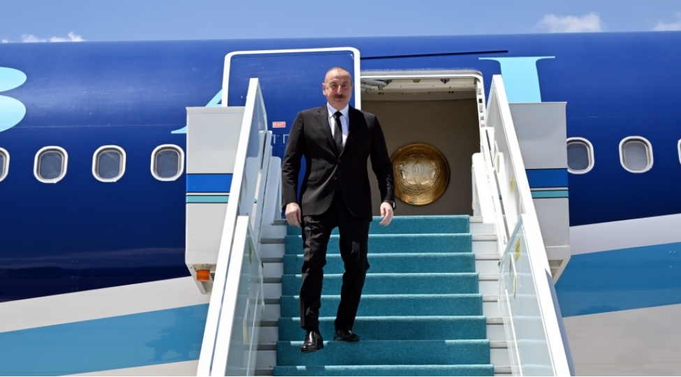 azerbaycan-prezidenti-ilham-eliyev-turkiyeye-prezidenti-receb-tayyib-erdoganin-deveti-ile-ankaraya-ishguzar-sefere-gelib