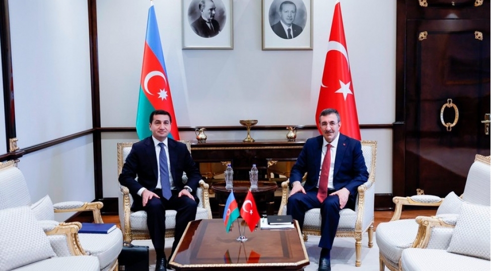 cevdet-yilmaz-ve-hikmet-haciyev-ikiterefli-munasibetleri-muzakire-edibler