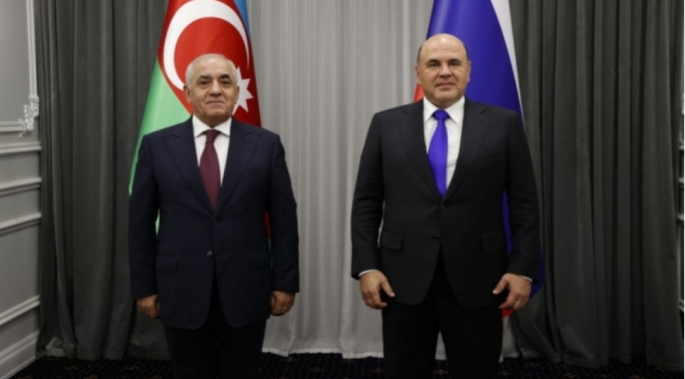 eli-esedov-rusiya-gunu-munasibetile-mishustini-tebrik-edib