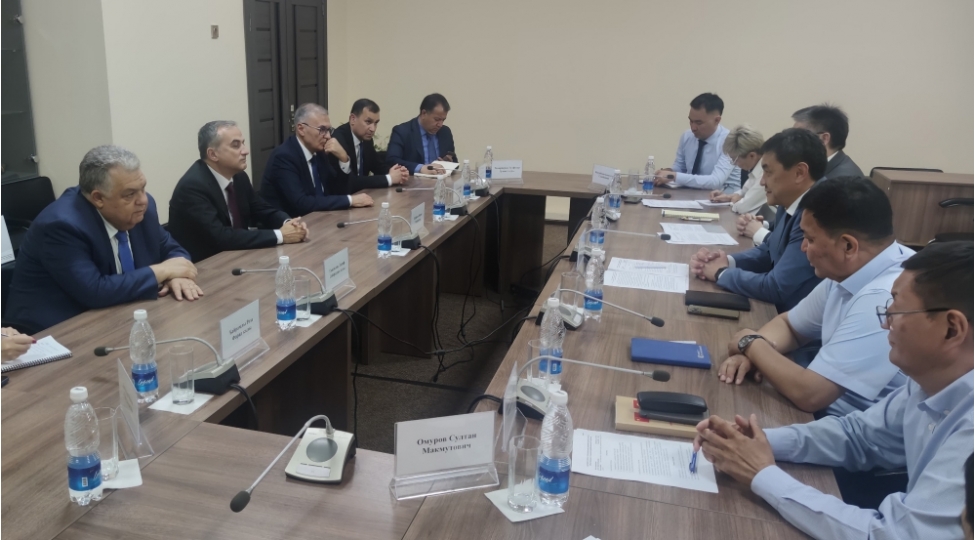 azerbaycan-ve-qirgizistan-arasinda-birge-elmi-neshrlerin-hazirlanmasi-barede-raziliq-elde-olunub