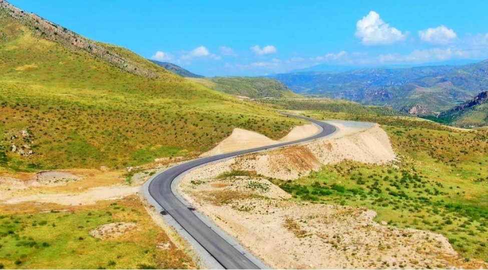 qubadli-eyvazli-avtomobil-yolunun-insha-ishlerinin-75-i-icra-olunub-video