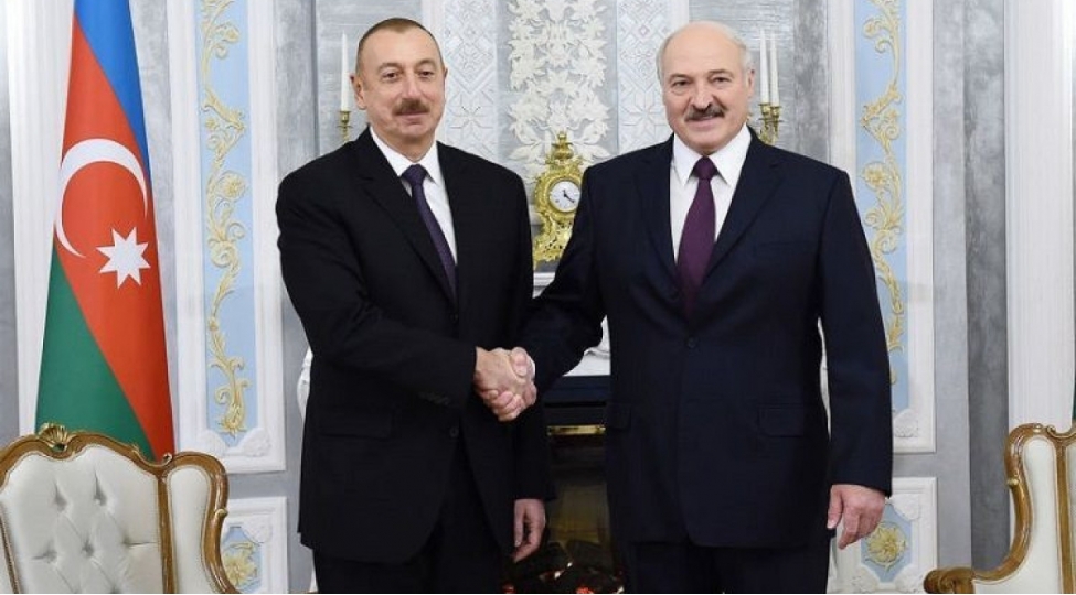 azerbaycan-prezidenti-aleksandr-lukashenkonu-tebrik-edib