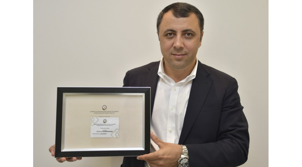 agdam-senaye-parkinda-yeni-rezident