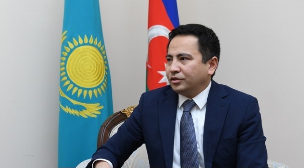 qazaxistan-azerbaycan-erazisinden-yashil-enerji-tedaruk-edecek