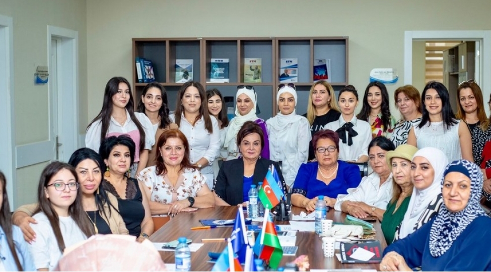 saglamliq-mehdudiyyetli-qadinlarin-inkishafi-ve-peshe-tehsiline-destek-layihesi-heyata-kechirilib-foto