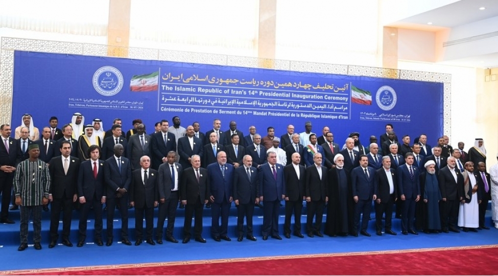 eli-esedov-iran-prezidentinin-andichme-merasiminde-ishtirak-edib-yenilenib