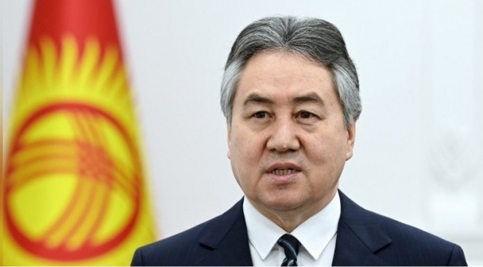 orta-dehliz-avropaya-yuklerin-tranzitini-suretlendire-biler-jeenbek-kulubayev