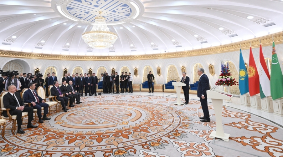 prezident-ilham-eliyev-astanada-ozbekistan-prezidenti-shavkat-mirziyoyevinteltif-olunmasi-merasiminde-ishtirak-edib