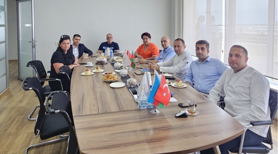 azerbaycan-mehsullarinin-absh-bazarlarina-ixraci-genishlendirilir