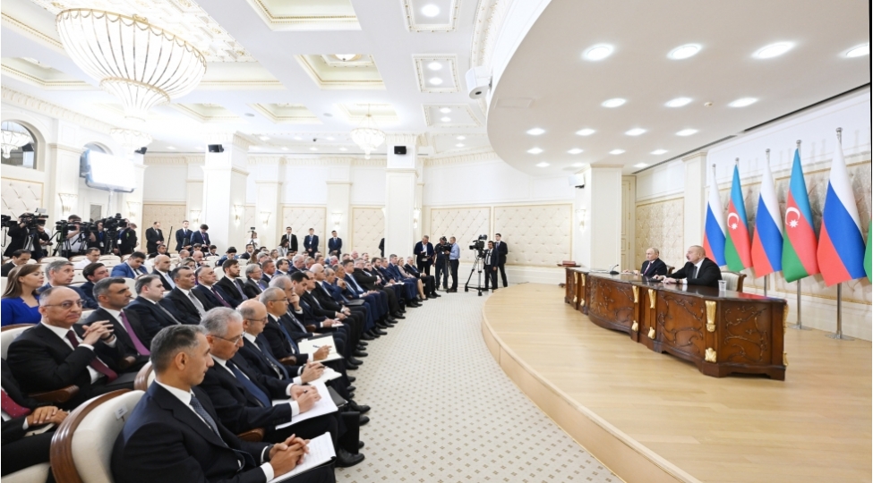 rusiya-ve-azerbaycanin-muxtelif-sheherleri-arasinda-her-gun-20-reys-heyata-kechirilir