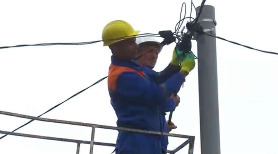 azerishiq-gedebeyin-4-kendindeelektrik-shebekelerini-yenileyir-video