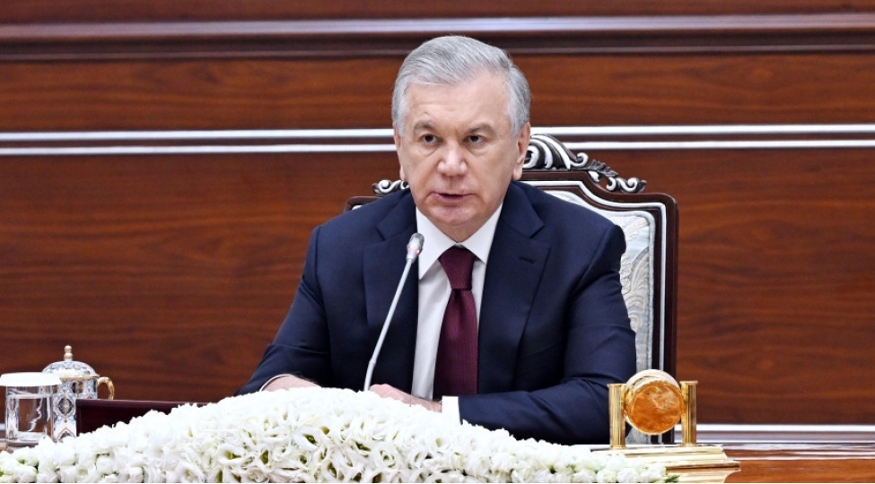 ozbekistan-prezidenti-qarabag-gozumuzun-qarshisinda-dirchelir-ve-chicheklenen-diyara-chevrilir