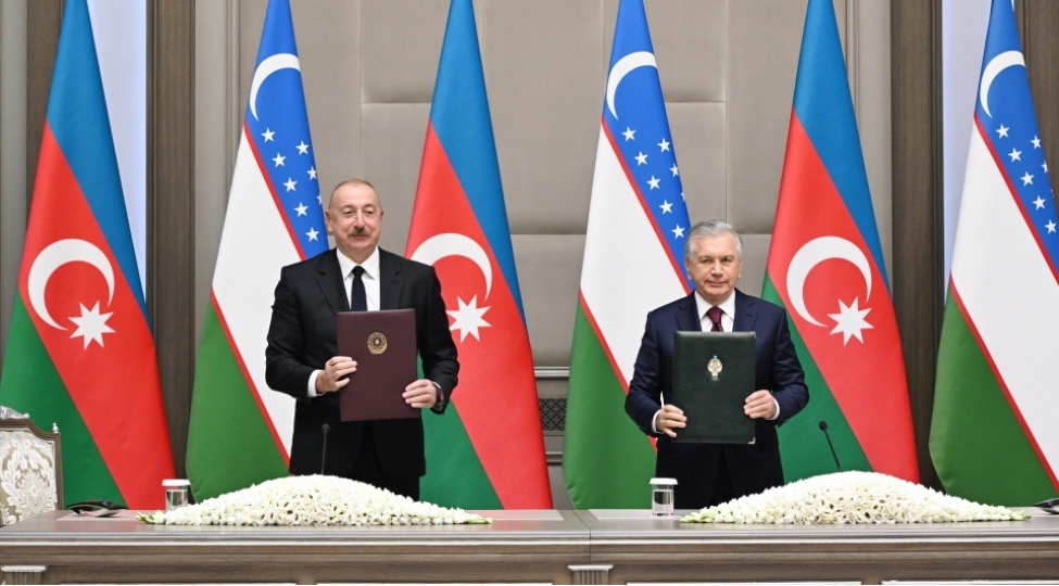 azerbaycan-ozbekistan-senedleri-imzalanib-yenilenibfoto