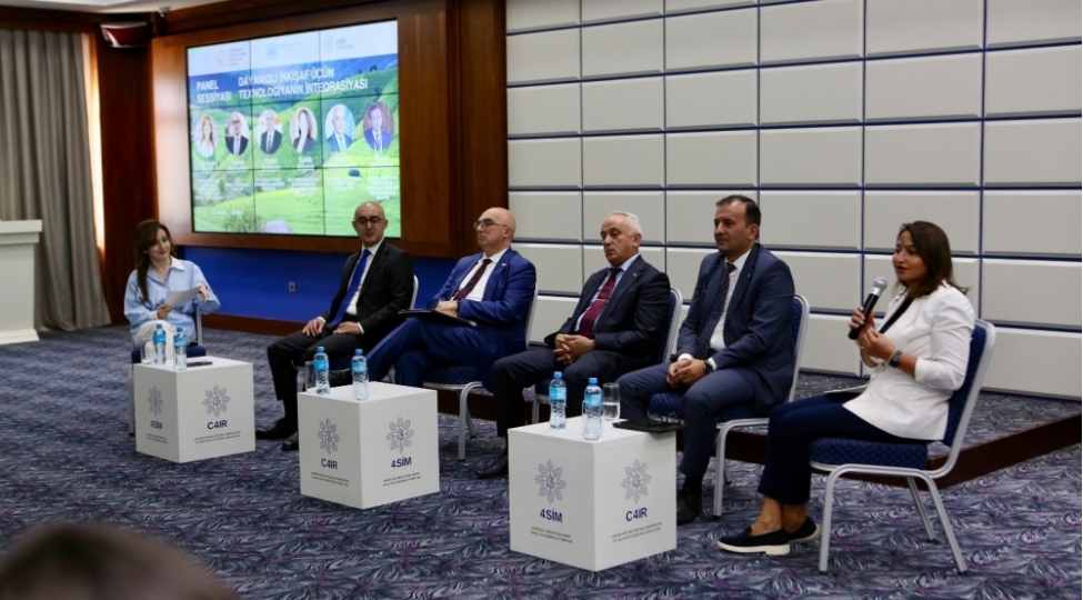 shamaxida-4-cu-senaye-inqilabi-texnologiyalarinin-iqlim-deyishikliyi-ile-mubarizede-rolu-adli-tedbir-kechirlib