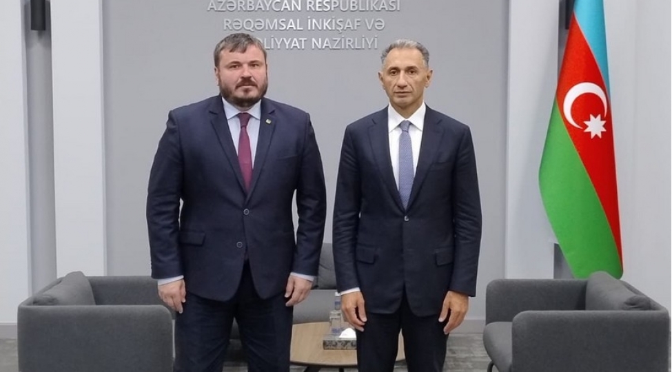 ukrayna-sefiri-azerbaycanin-reqemsal-inkishaf-ve-neqliyyat-naziri-ile-ikiterefli-emekdashligi-muzakire-edib