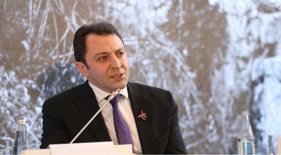 elnur-memmedov-munaqisheden-sonraki-dovrde-normallashma-prosesine-ermenistanintexribatchi-addimlari-mane-olub