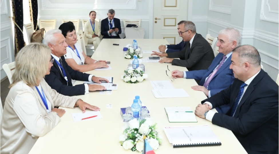 belarus-rusiya-ittifaqinin-parlament-meclisinin-mushahide-missiyasi-merkezi-sechki-komissiyasinda-olub