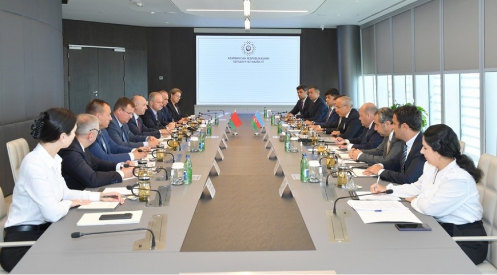 azerbaycan-ile-belarus-arasinda-birge-istehsal-muessiselerinin-yaradilmasi-imkanlari-muzakire-edilib