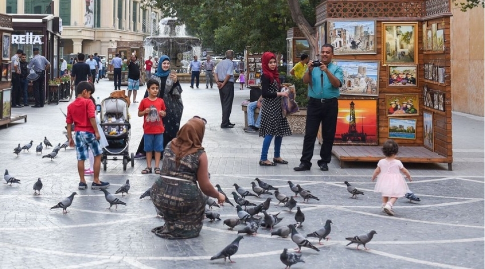 azerbaycana-turist-axini-30-artib-2